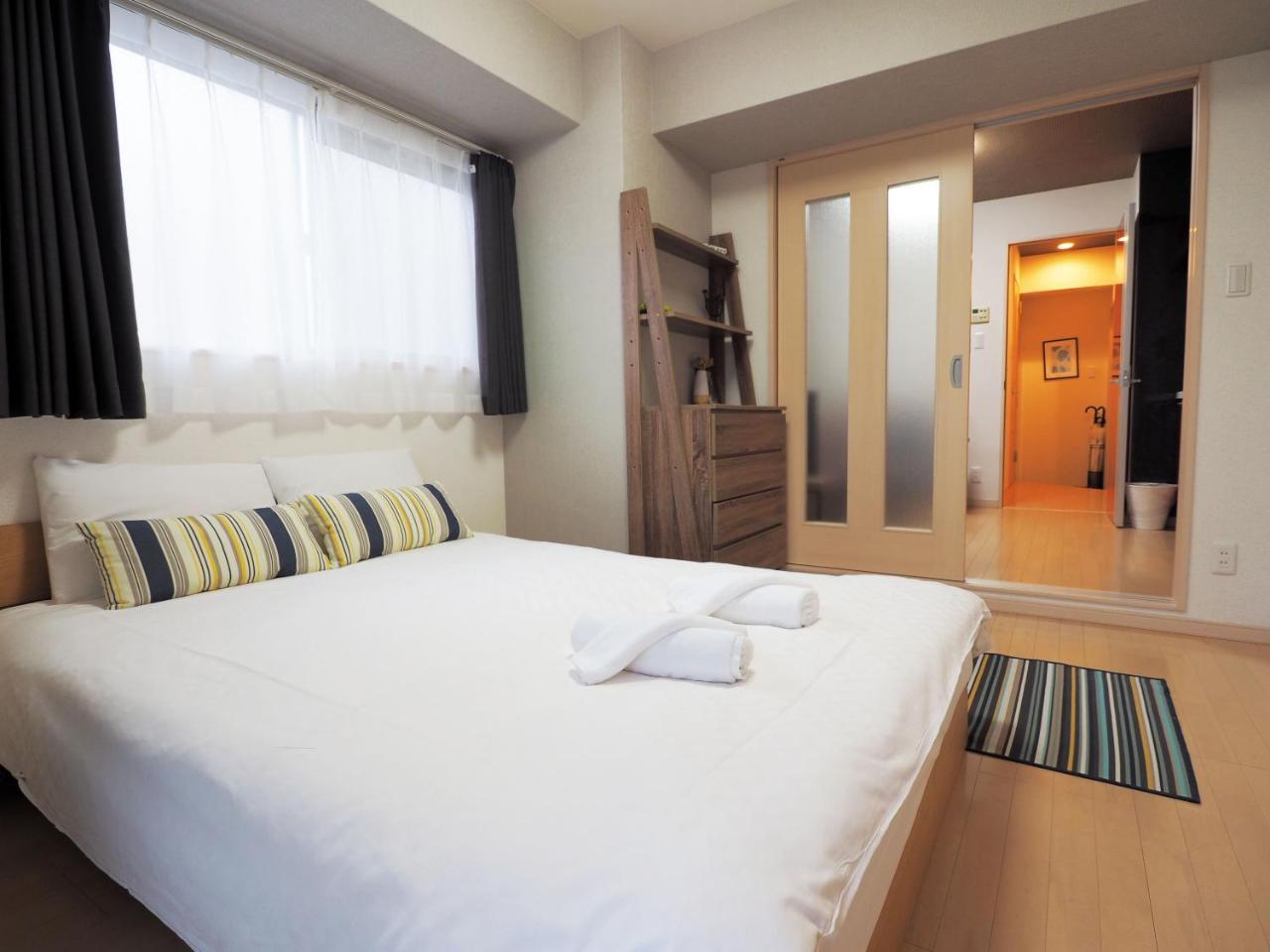 Yeah Room Zeus The Garden Ōsaka Exterior foto